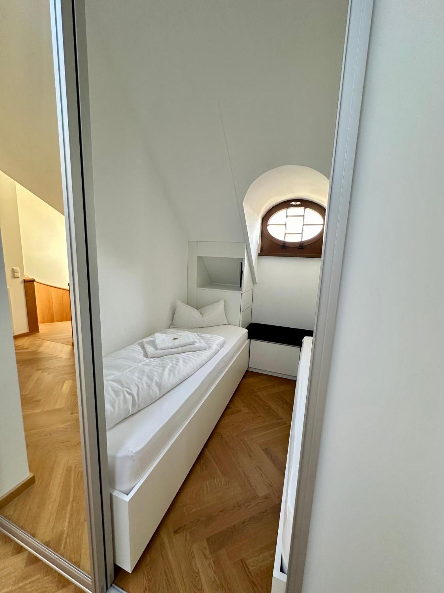 Luxus Suite Mit Einmaligem Blick Auf Die Frauenkirche Dresden Buitenkant foto