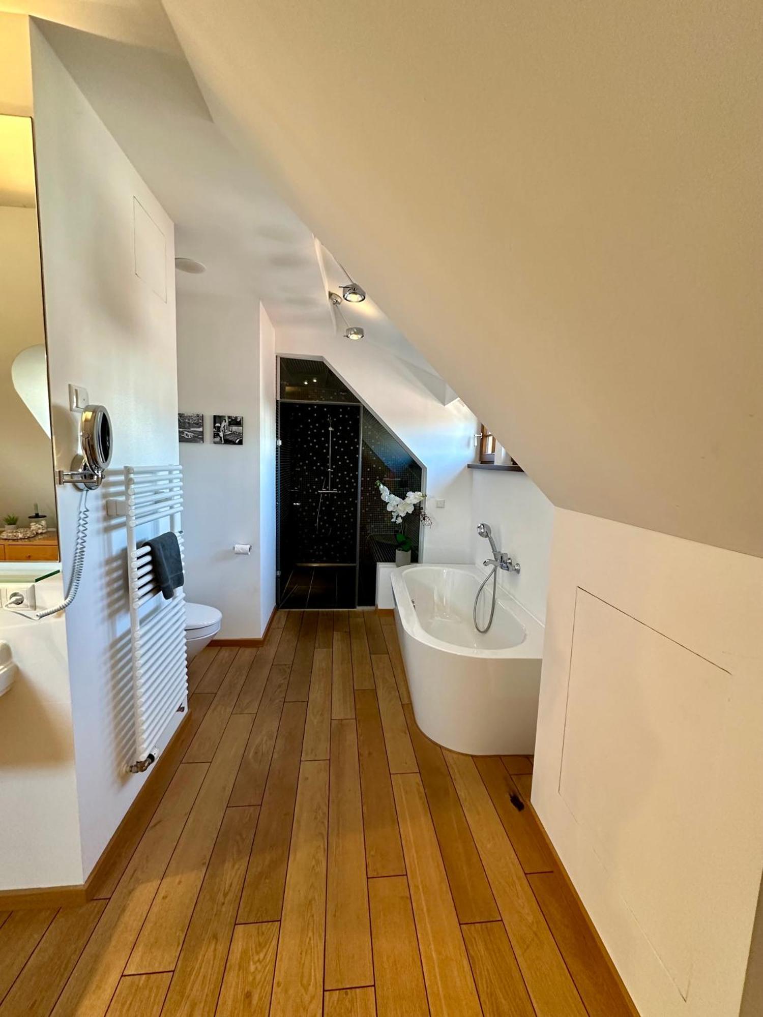 Luxus Suite Mit Einmaligem Blick Auf Die Frauenkirche Dresden Buitenkant foto