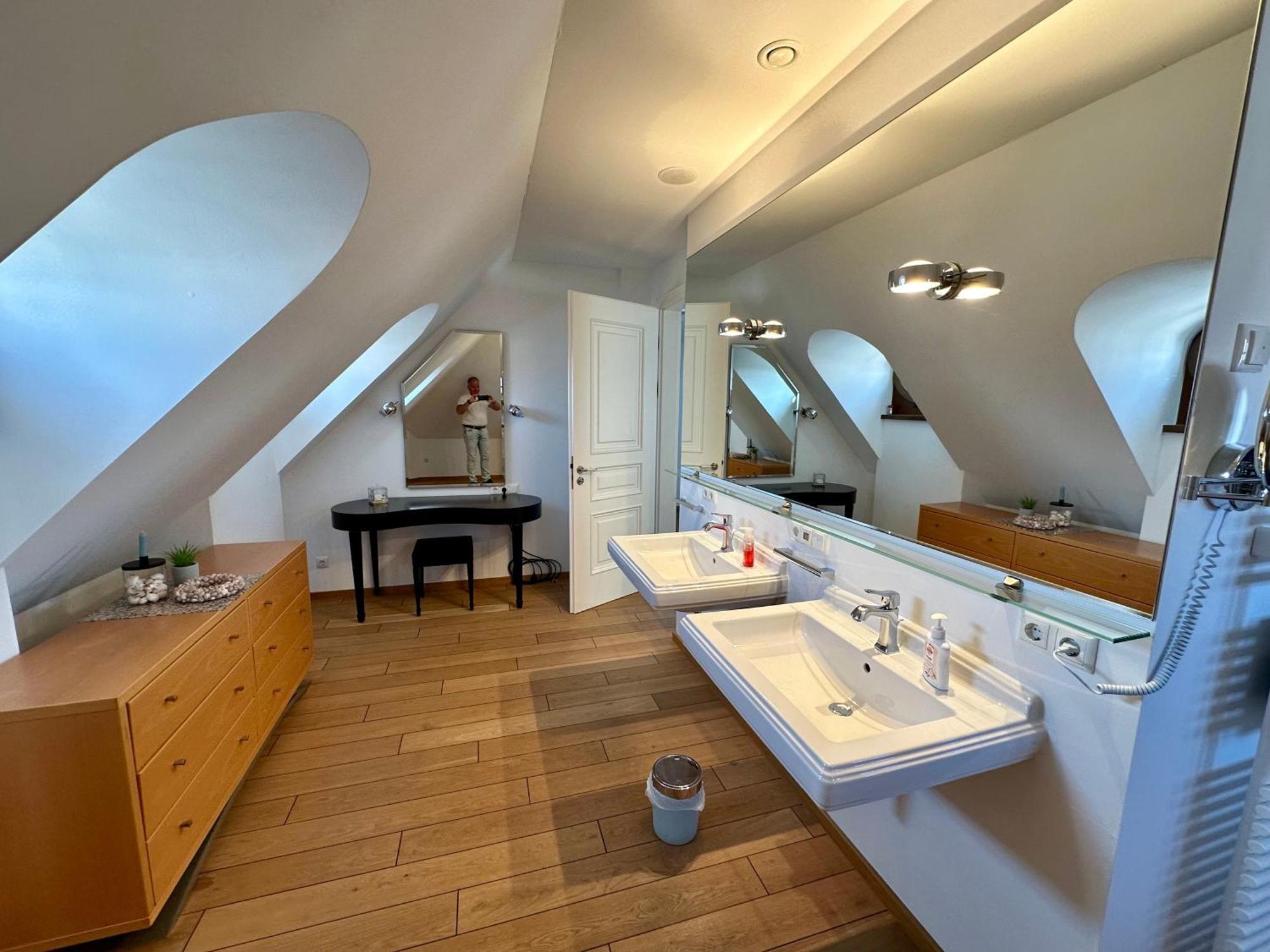 Luxus Suite Mit Einmaligem Blick Auf Die Frauenkirche Dresden Buitenkant foto