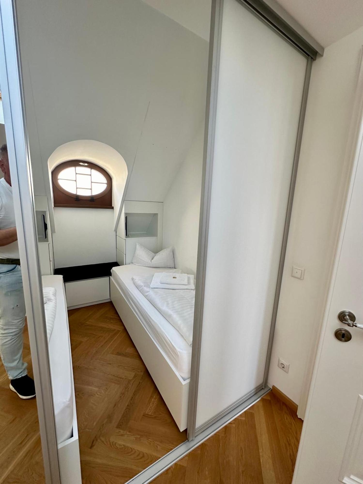Luxus Suite Mit Einmaligem Blick Auf Die Frauenkirche Dresden Buitenkant foto