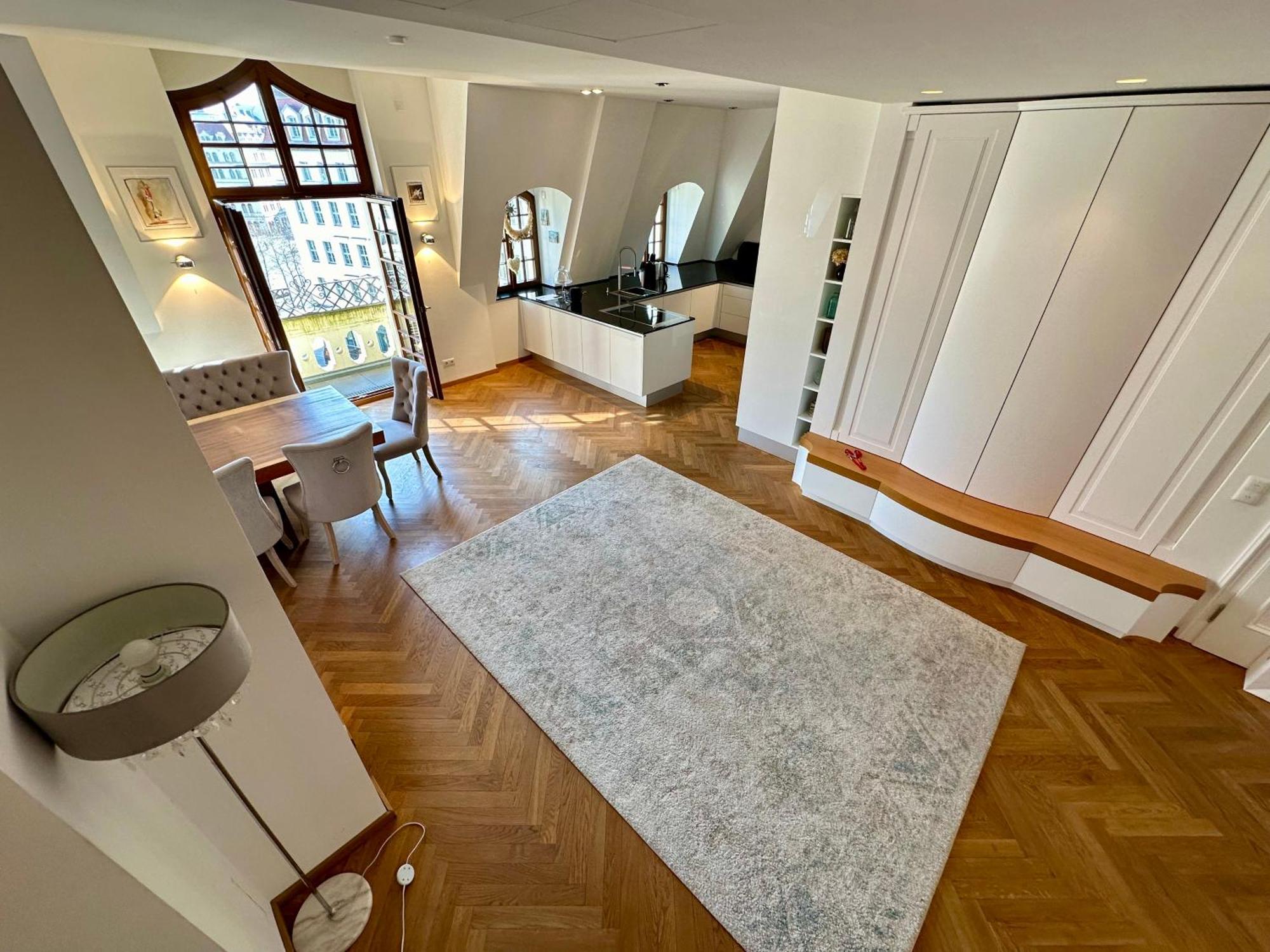 Luxus Suite Mit Einmaligem Blick Auf Die Frauenkirche Dresden Buitenkant foto