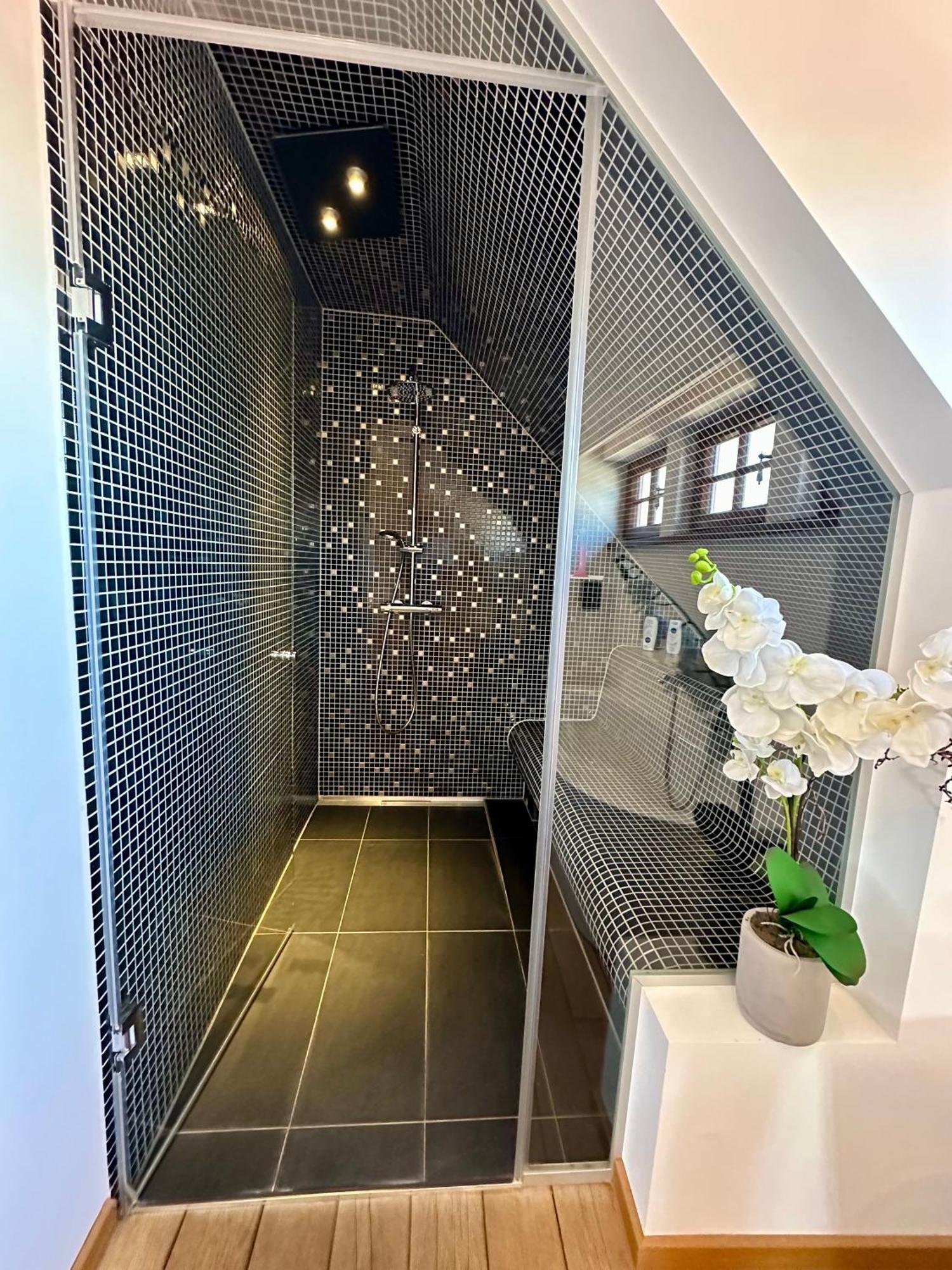 Luxus Suite Mit Einmaligem Blick Auf Die Frauenkirche Dresden Buitenkant foto